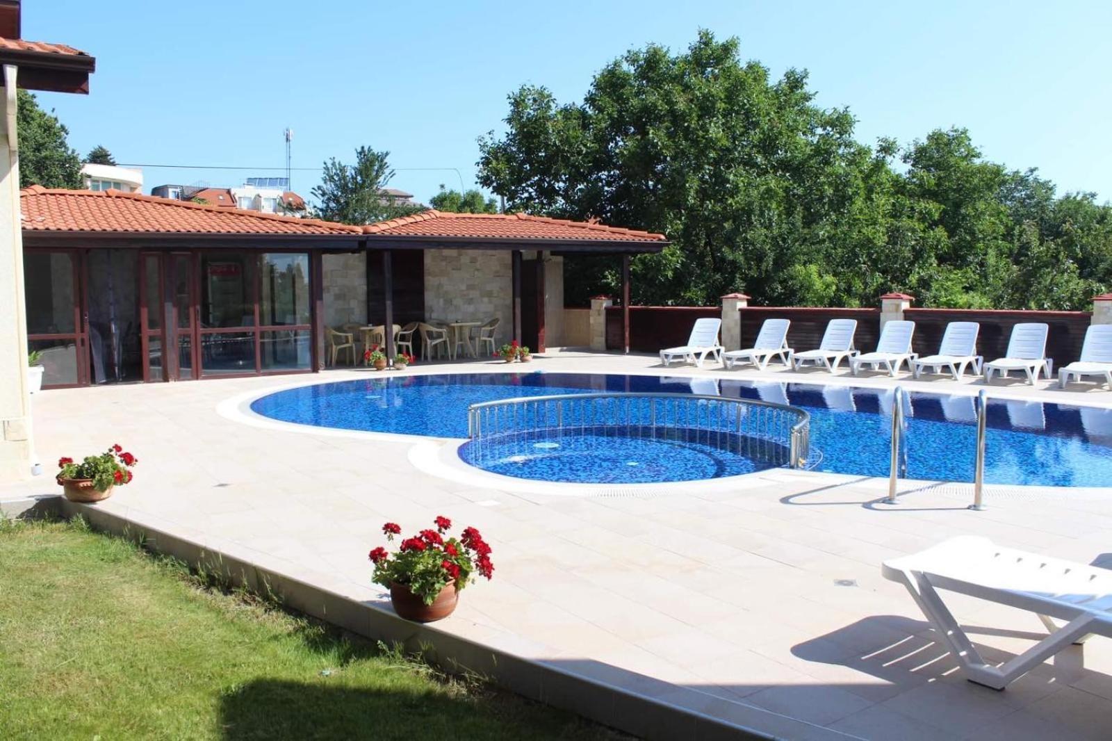 Complex Pika Hotel Golden Sands Exterior foto