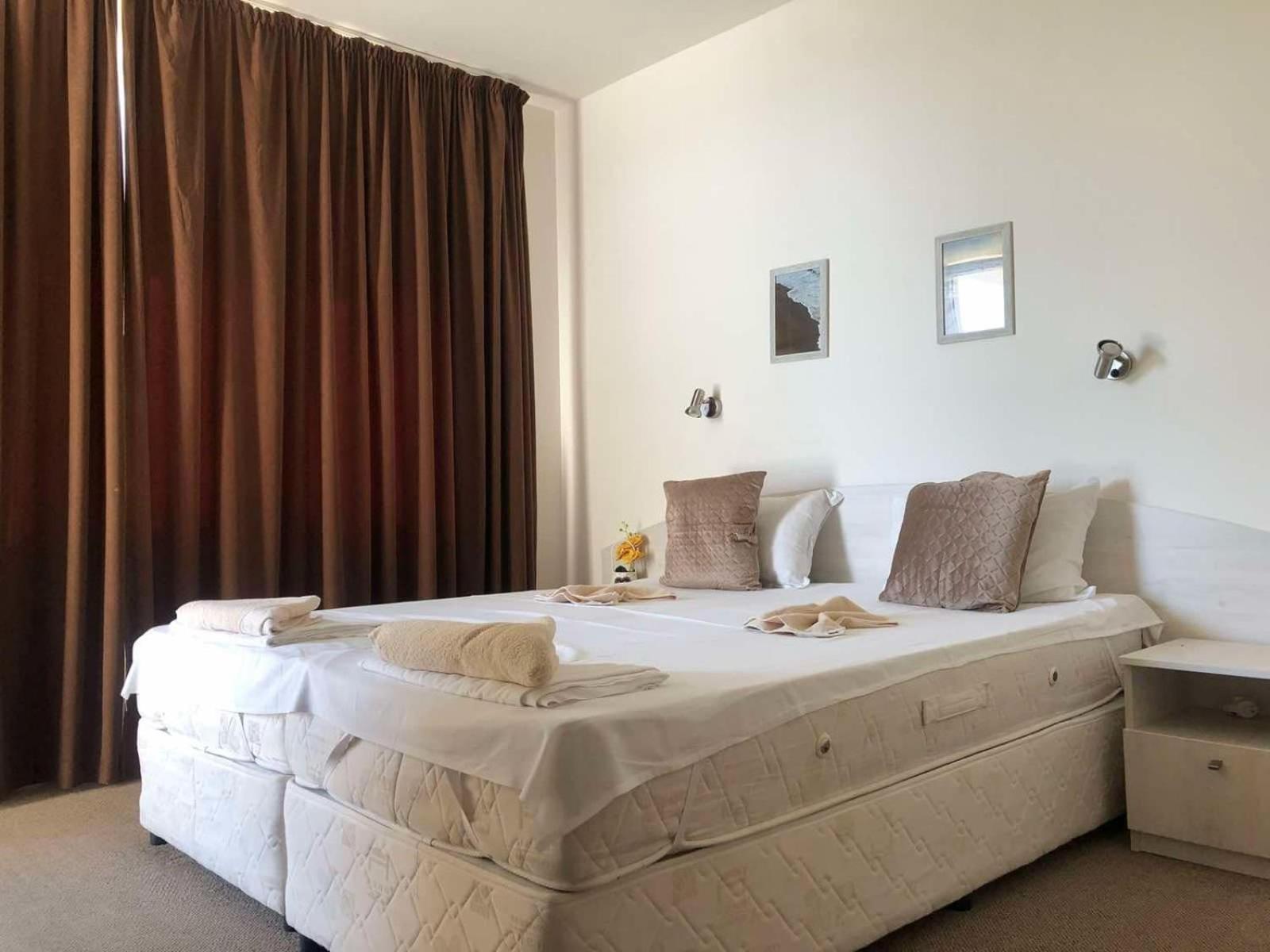 Complex Pika Hotel Golden Sands Quarto foto