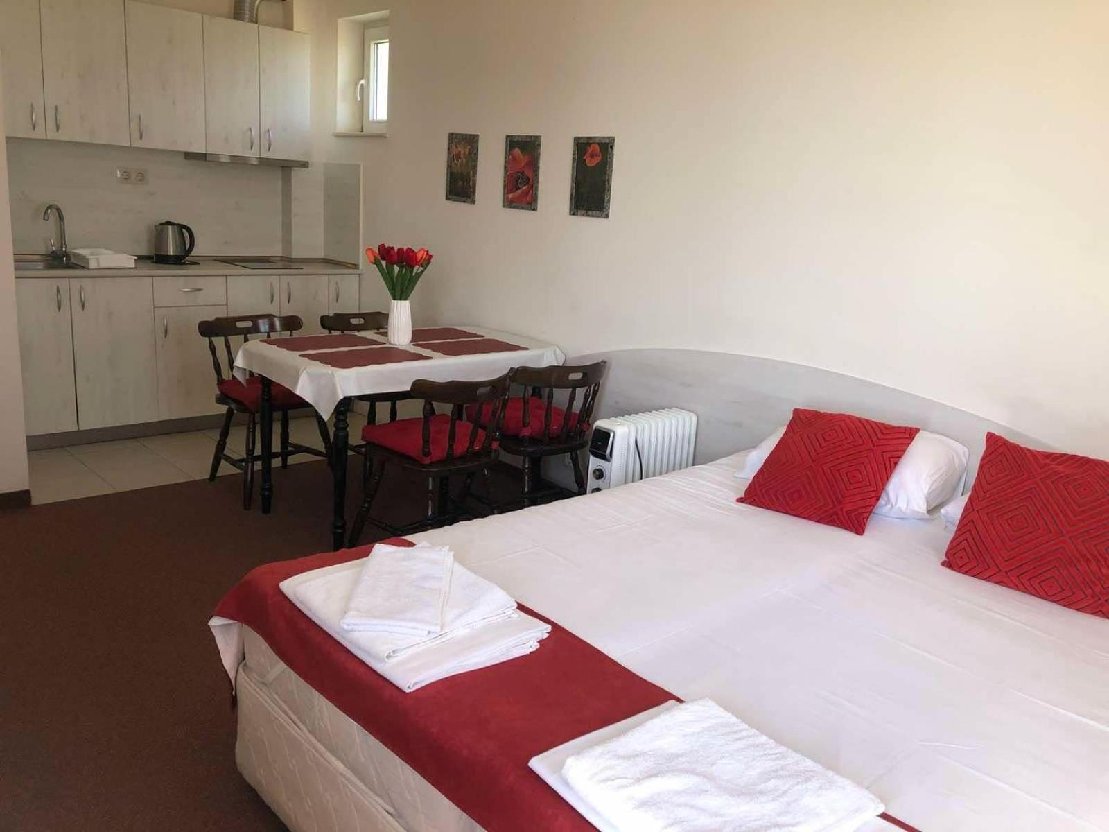 Complex Pika Hotel Golden Sands Quarto foto