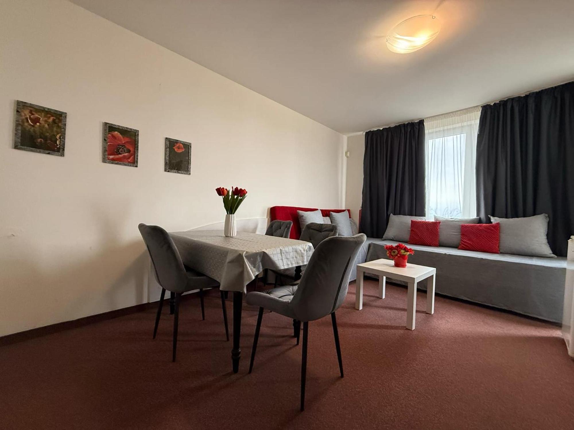Complex Pika Hotel Golden Sands Quarto foto